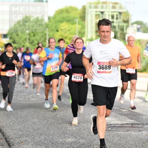06.09.2026 - CURREX Alsterlauf Dr. Thomas Lammeyer http://msf.ph/oto/10130956 06.09.2026 09:53:46 Laufen 6396, 4870, 3689, 6115 meine-sportfotos.de