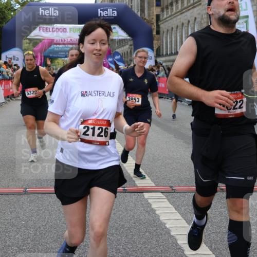 06.09.2026 - CURREX Alsterlauf Strokosch-Dieckow http://msf.ph/oto/10130966 06.09.2026 10:05:00 Ziel 2095, 2343, 2512, 2709, 3317, 3412, 3452, 3793, 3853, 3854, 3968, 4549, 4593, 4892, 5022, 5329, 5765, 6179, 6282, 8242, 8298 meine-sportfotos.de