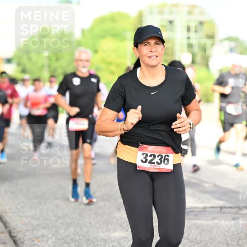 06.09.2026 - CURREX Alsterlauf Dr. Thomas Lammeyer http://msf.ph/oto/10130987 06.09.2026 09:53:49 Laufen 3236 meine-sportfotos.de