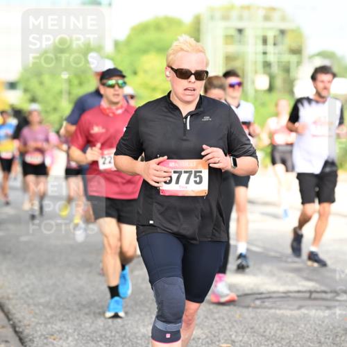 06.09.2026 - CURREX Alsterlauf Dr. Thomas Lammeyer http://msf.ph/oto/10131028 06.09.2026 09:53:53 Laufen 12, 5775 meine-sportfotos.de