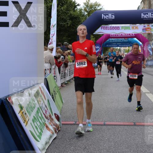06.09.2026 - CURREX Alsterlauf Strokosch-Dieckow http://msf.ph/oto/10131069 06.09.2026 09:52:02 Ziel 2002, 2719, 3975, 4250, 4332, 4333, 4742, 5321, 5862, 5881, 5882, 6092, 6206, 8280 meine-sportfotos.de