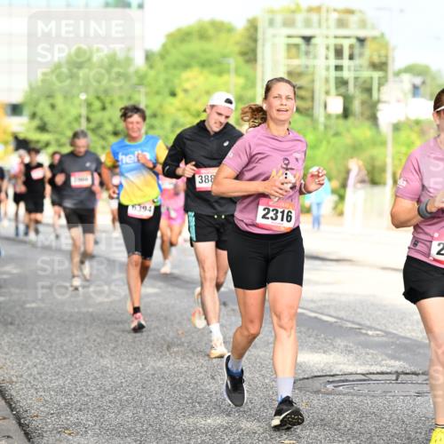 06.09.2026 - CURREX Alsterlauf Dr. Thomas Lammeyer http://msf.ph/oto/10131073 06.09.2026 09:53:57 Laufen 6394, 388, 2316, 2311, 611 meine-sportfotos.de