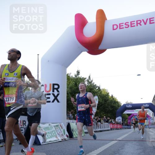06.09.2026 - CURREX Alsterlauf Yannick Fuchs http://msf.ph/oto/10131188 06.09.2026 09:39:03 Ziel 2379, 2784, 4164, 4706, 5161, 5333, 5692, 5830, 6370 meine-sportfotos.de