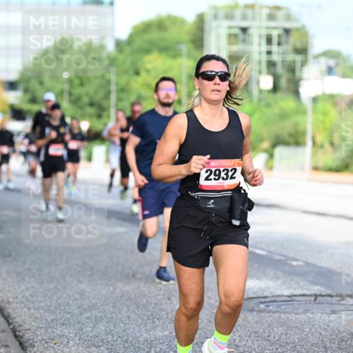 06.09.2026 - CURREX Alsterlauf Dr. Thomas Lammeyer http://msf.ph/oto/10131199 06.09.2026 09:54:19 Laufen 2932 meine-sportfotos.de