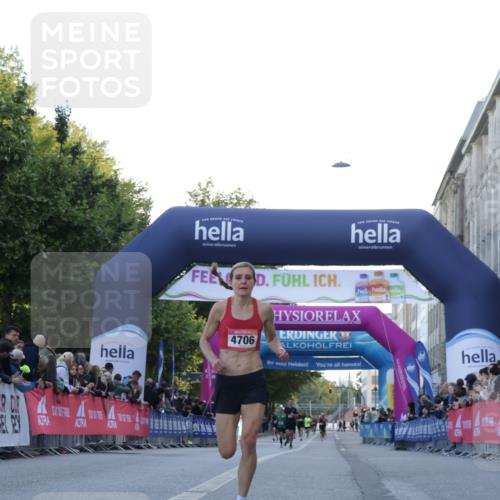 06.09.2026 - CURREX Alsterlauf Yannick Fuchs http://msf.ph/oto/10131225 06.09.2026 09:39:05 Ziel 2379, 2784, 4164, 4706, 5161, 5333, 5692, 5830 meine-sportfotos.de