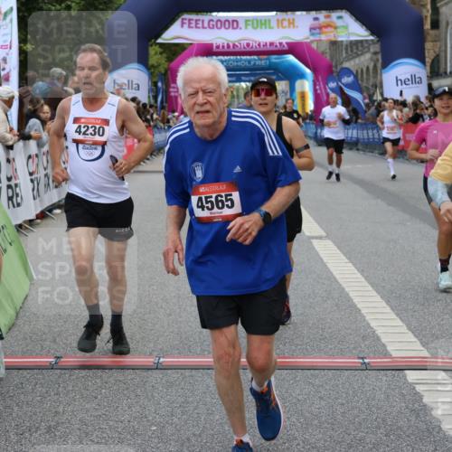 06.09.2026 - CURREX Alsterlauf Strokosch-Dieckow http://msf.ph/oto/10131226 06.09.2026 10:05:12 Ziel 2709, 2718, 4230, 4231, 4565, 4994, 5044, 5300, 6110, 6155, 6209, 6242, 6251, 6253, 8064, 8099 meine-sportfotos.de