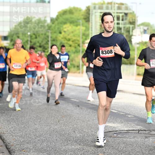 06.09.2026 - CURREX Alsterlauf Dr. Thomas Lammeyer http://msf.ph/oto/10131238 06.09.2026 09:54:25 Laufen 4859, 8308, 6279 meine-sportfotos.de