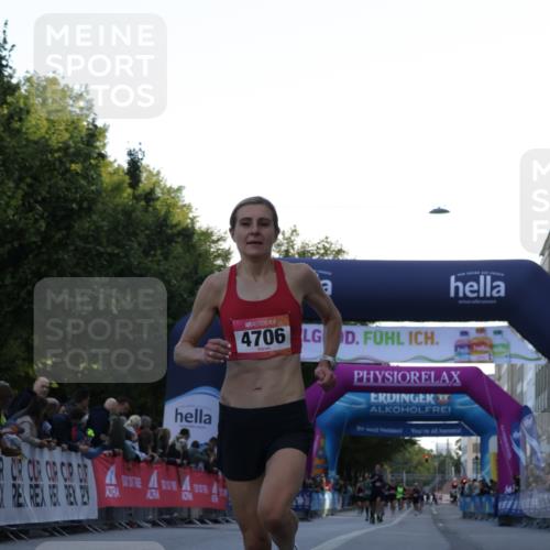 06.09.2026 - CURREX Alsterlauf Yannick Fuchs http://msf.ph/oto/10131264 06.09.2026 09:39:06 Ziel 2379, 4164, 4706, 5161, 5830 meine-sportfotos.de