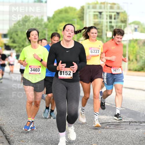 06.09.2026 - CURREX Alsterlauf Dr. Thomas Lammeyer http://msf.ph/oto/10131279 06.09.2026 09:54:29 Laufen 3403, 8152, 6227, 2672, 253 meine-sportfotos.de