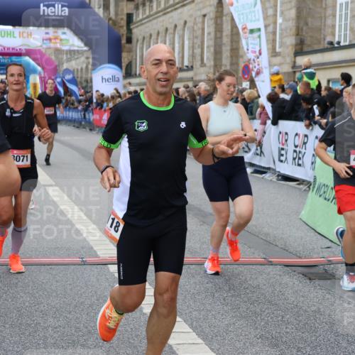 06.09.2026 - CURREX Alsterlauf Strokosch-Dieckow http://msf.ph/oto/10131312 06.09.2026 09:52:13 Ziel 2118, 2191, 2284, 2758, 3289, 3301, 3450, 3789, 3839, 3975, 4462, 4567, 5129, 5287, 5321, 8071 meine-sportfotos.de