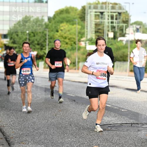06.09.2026 - CURREX Alsterlauf Dr. Thomas Lammeyer http://msf.ph/oto/10131333 06.09.2026 09:54:34 Laufen 6409, 5470, 580 meine-sportfotos.de