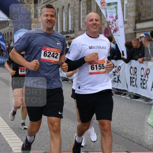06.09.2026 - CURREX Alsterlauf Strokosch-Dieckow http://msf.ph/oto/10131339 06.09.2026 10:05:18 Ziel 1239, 2195, 2718, 3011, 3336, 3737, 3838, 4230, 4565, 4769, 4994, 5044, 6110, 6155, 6242, 6392, 8243 meine-sportfotos.de