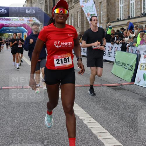 06.09.2026 - CURREX Alsterlauf Strokosch-Dieckow http://msf.ph/oto/10131348 06.09.2026 09:52:17 Ziel 2118, 2191, 2284, 2758, 3289, 3301, 3450, 3789, 4462, 5129, 5287, 8071 meine-sportfotos.de