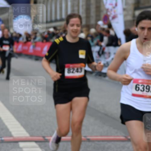 06.09.2026 - CURREX Alsterlauf Strokosch-Dieckow http://msf.ph/oto/10131359 06.09.2026 10:05:19 Ziel 1239, 2195, 2718, 3011, 3336, 3737, 3838, 4230, 4642, 4769, 4994, 6155, 6242, 6392, 8243 meine-sportfotos.de