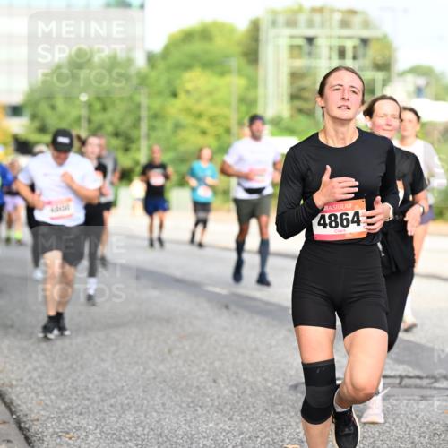 06.09.2026 - CURREX Alsterlauf Dr. Thomas Lammeyer http://msf.ph/oto/10131379 06.09.2026 09:54:38 Laufen 4864 meine-sportfotos.de