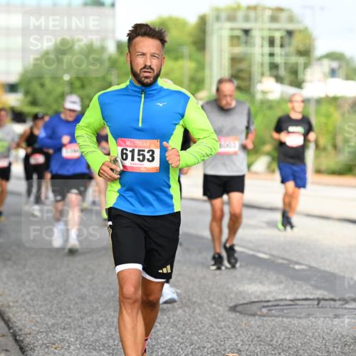 06.09.2026 - CURREX Alsterlauf Dr. Thomas Lammeyer http://msf.ph/oto/10131428 06.09.2026 09:54:43 Laufen 6153 meine-sportfotos.de