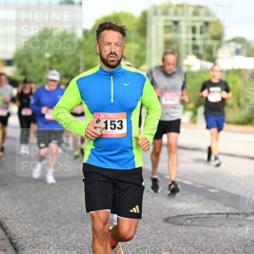 06.09.2026 - CURREX Alsterlauf Dr. Thomas Lammeyer http://msf.ph/oto/10131429 06.09.2026 09:54:43 Laufen 153 meine-sportfotos.de