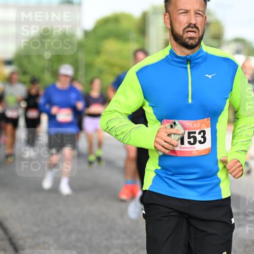 06.09.2026 - CURREX Alsterlauf Dr. Thomas Lammeyer http://msf.ph/oto/10131436 06.09.2026 09:54:43 Laufen 153 meine-sportfotos.de