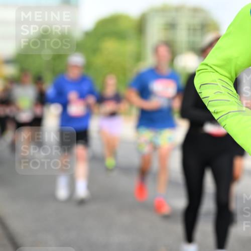 06.09.2026 - CURREX Alsterlauf Dr. Thomas Lammeyer http://msf.ph/oto/10131443 06.09.2026 09:54:44 Laufen 9 meine-sportfotos.de