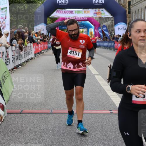06.09.2026 - CURREX Alsterlauf Strokosch-Dieckow http://msf.ph/oto/10131475 06.09.2026 10:05:26 Ziel 1239, 2195, 2310, 3011, 3315, 3336, 3527, 3528, 3737, 3838, 3890, 4151, 4642, 4769 meine-sportfotos.de