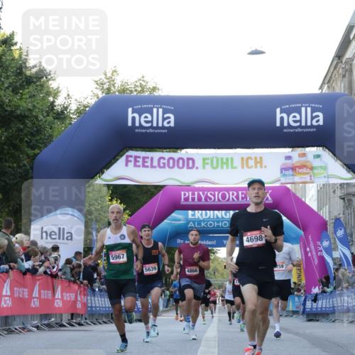 06.09.2026 - CURREX Alsterlauf Yannick Fuchs http://msf.ph/oto/10131482 06.09.2026 09:39:21 Ziel 2948, 3759, 4074, 4698, 4866, 5639, 5685, 5967 meine-sportfotos.de
