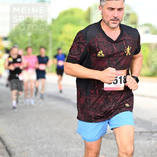 06.09.2026 - CURREX Alsterlauf Dr. Thomas Lammeyer http://msf.ph/oto/10131536 06.09.2026 09:54:52 Laufen 518 meine-sportfotos.de