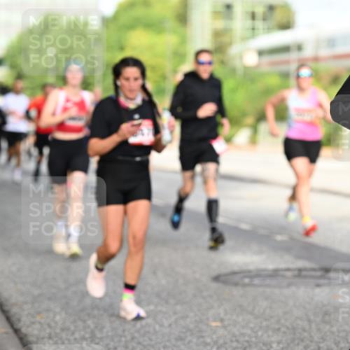 06.09.2026 - CURREX Alsterlauf Dr. Thomas Lammeyer http://msf.ph/oto/10131666 06.09.2026 09:55:09 Laufen 429 meine-sportfotos.de