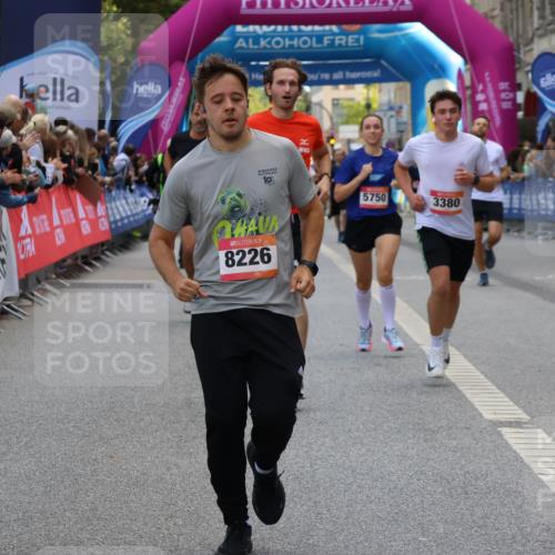 06.09.2026 - CURREX Alsterlauf Strokosch-Dieckow http://msf.ph/oto/10131686 06.09.2026 09:52:39 Ziel 2529, 2936, 3058, 3380, 3471, 3808, 4375, 4826, 5294, 5750, 5928, 8226 meine-sportfotos.de