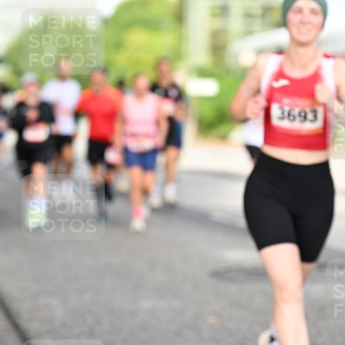 06.09.2026 - CURREX Alsterlauf Dr. Thomas Lammeyer http://msf.ph/oto/10131690 06.09.2026 09:55:12 Laufen 3693 meine-sportfotos.de