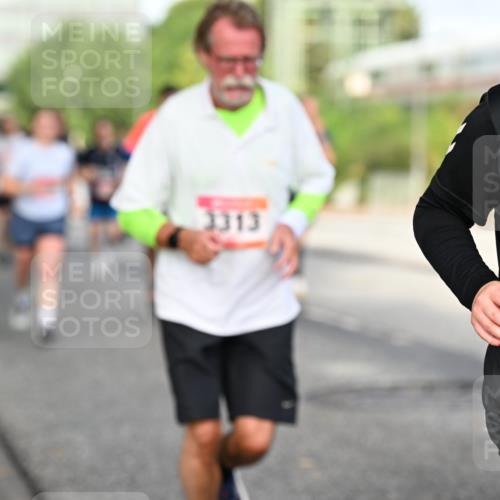 06.09.2026 - CURREX Alsterlauf Dr. Thomas Lammeyer http://msf.ph/oto/10131727 06.09.2026 09:55:15 Laufen 42 meine-sportfotos.de