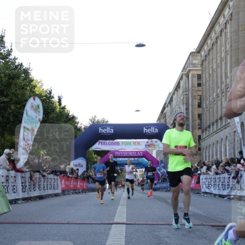 06.09.2026 - CURREX Alsterlauf Yannick Fuchs http://msf.ph/oto/10131730 06.09.2026 09:39:29 Ziel 2739, 3270, 3759, 3972, 4163, 4698, 4866, 5246, 5334, 5339, 5639, 5803, 5967 meine-sportfotos.de