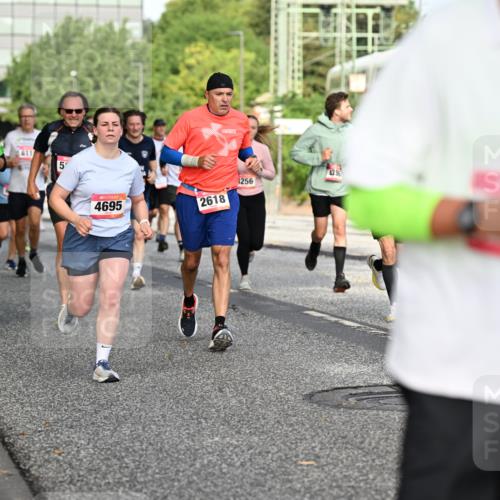 06.09.2026 - CURREX Alsterlauf Dr. Thomas Lammeyer http://msf.ph/oto/10131734 06.09.2026 09:55:16 Laufen 5099, 611, 5, 1256, 4695, 2618 meine-sportfotos.de
