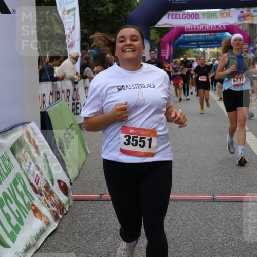 06.09.2026 - CURREX Alsterlauf Strokosch-Dieckow http://msf.ph/oto/10131737 06.09.2026 10:05:36 Ziel 2310, 3064, 3315, 4152, 4408, 4511, 5135, 5349, 5373, 5405, 5406, 5777, 6458 meine-sportfotos.de