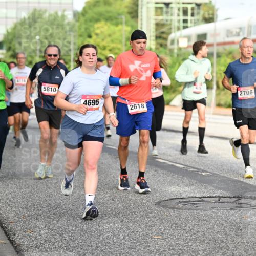 06.09.2026 - CURREX Alsterlauf Dr. Thomas Lammeyer http://msf.ph/oto/10131742 06.09.2026 09:55:17 Laufen 5099, 5810, 4695, 2618, 2706 meine-sportfotos.de