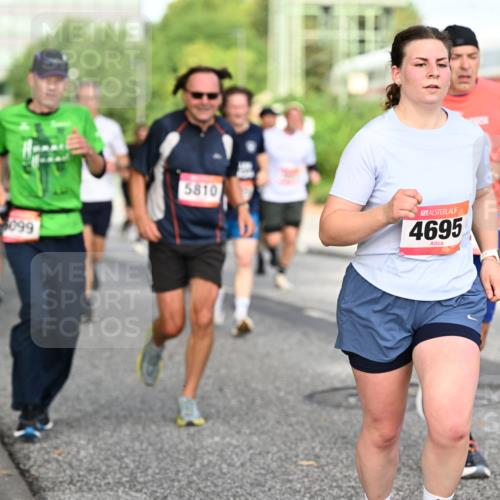 06.09.2026 - CURREX Alsterlauf Dr. Thomas Lammeyer http://msf.ph/oto/10131755 06.09.2026 09:55:18 Laufen 099, 5810, 4695 meine-sportfotos.de