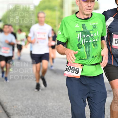 06.09.2026 - CURREX Alsterlauf Dr. Thomas Lammeyer http://msf.ph/oto/10131772 06.09.2026 09:55:20 Laufen 28, 5810, 6099 meine-sportfotos.de