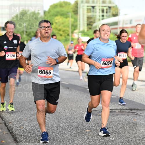 06.09.2026 - CURREX Alsterlauf Dr. Thomas Lammeyer http://msf.ph/oto/10131791 06.09.2026 09:55:22 Laufen 2120, 6065, 6064, 6111 meine-sportfotos.de