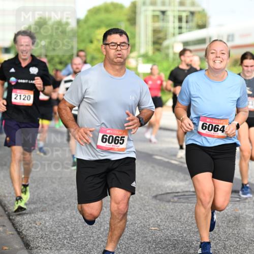 06.09.2026 - CURREX Alsterlauf Dr. Thomas Lammeyer http://msf.ph/oto/10131795 06.09.2026 09:55:22 Laufen 2120, 6065, 6064, 111 meine-sportfotos.de