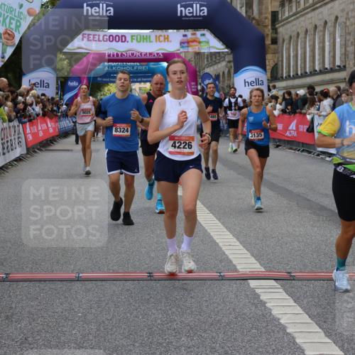 06.09.2026 - CURREX Alsterlauf Strokosch-Dieckow http://msf.ph/oto/10131828 06.09.2026 09:52:51 Ziel 2438, 2465, 2510, 2799, 3135, 3808, 3954, 3971, 4226, 4457, 4570, 6232, 8025, 8324 meine-sportfotos.de