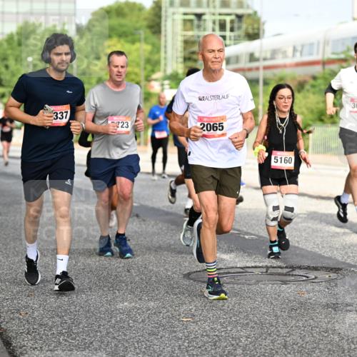 06.09.2026 - CURREX Alsterlauf Dr. Thomas Lammeyer http://msf.ph/oto/10131836 06.09.2026 09:55:31 Laufen 337, 23, 2065, 5160, 17, 3049 meine-sportfotos.de