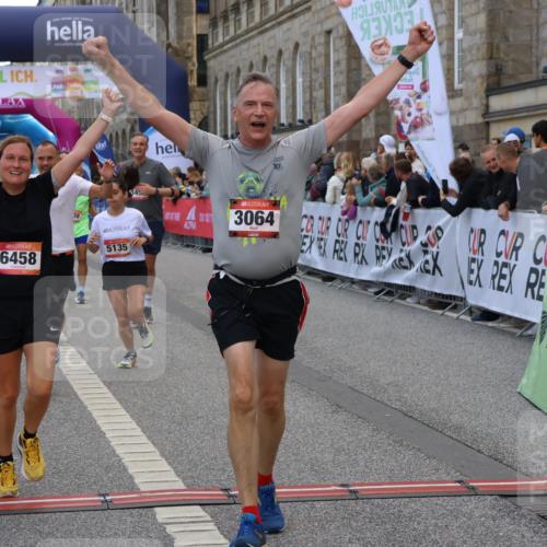 06.09.2026 - CURREX Alsterlauf Strokosch-Dieckow http://msf.ph/oto/10131847 06.09.2026 10:05:40 Ziel 2267, 2476, 2659, 3064, 3180, 3230, 3314, 3439, 3457, 4152, 4408, 4430, 4511, 4538, 5135, 5373, 5405, 5406, 5777, 6458 meine-sportfotos.de