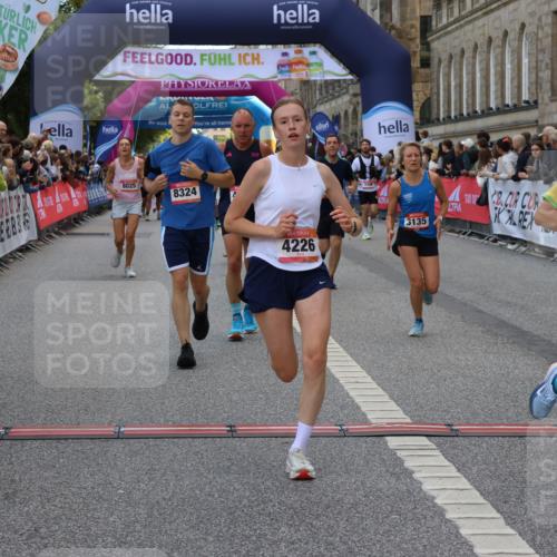 06.09.2026 - CURREX Alsterlauf Strokosch-Dieckow http://msf.ph/oto/10131855 06.09.2026 09:52:51 Ziel 2438, 2465, 2510, 2799, 3135, 3808, 3954, 3971, 4226, 4457, 4570, 6232, 8025, 8324 meine-sportfotos.de