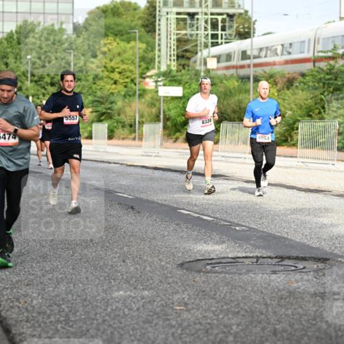 06.09.2026 - CURREX Alsterlauf Dr. Thomas Lammeyer http://msf.ph/oto/10131869 06.09.2026 09:55:33 Laufen 5474, 5557, 8320, 4953 meine-sportfotos.de