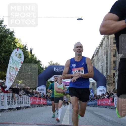 06.09.2026 - CURREX Alsterlauf Yannick Fuchs http://msf.ph/oto/10131947 06.09.2026 09:39:44 Ziel 3258, 3928, 4245, 4380, 4502, 5134, 5189, 5404, 6066, 8254 meine-sportfotos.de