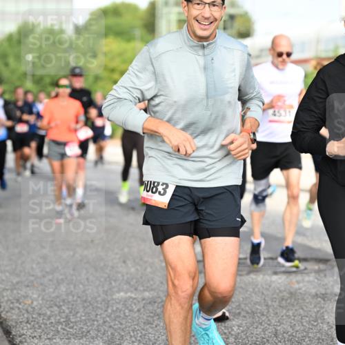 06.09.2026 - CURREX Alsterlauf Dr. Thomas Lammeyer http://msf.ph/oto/10131982 06.09.2026 09:55:46 Laufen 083, 4531, 6082 meine-sportfotos.de