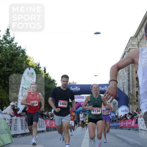 06.09.2026 - CURREX Alsterlauf Yannick Fuchs http://msf.ph/oto/10132025 06.09.2026 09:39:48 Ziel 3258, 3928, 4245, 4502, 5134, 5189, 5404, 5927, 6066, 8254 meine-sportfotos.de