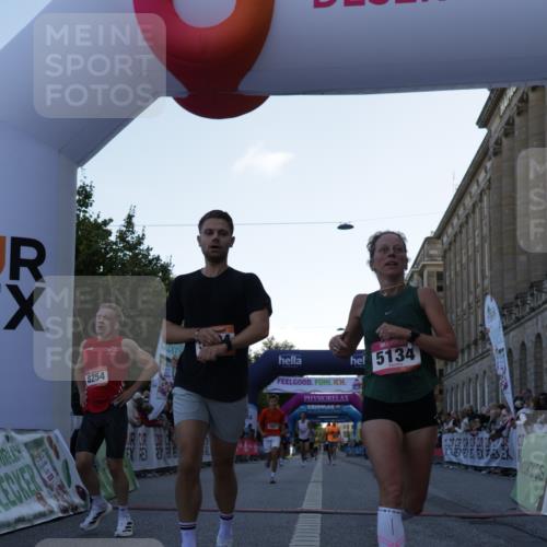 06.09.2026 - CURREX Alsterlauf Yannick Fuchs http://msf.ph/oto/10132043 06.09.2026 09:39:48 Ziel 3258, 3928, 4245, 4502, 5134, 5189, 5404, 5927, 6066, 8254 meine-sportfotos.de