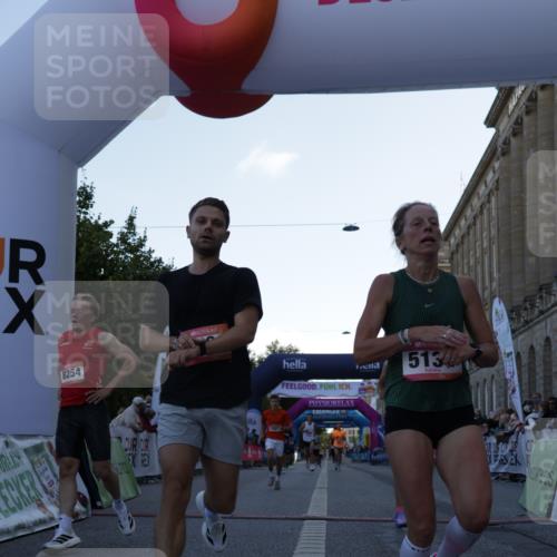 06.09.2026 - CURREX Alsterlauf Yannick Fuchs http://msf.ph/oto/10132049 06.09.2026 09:39:49 Ziel 3258, 3928, 4245, 4502, 5134, 5189, 5404, 5927, 5996, 6066, 6261, 8254 meine-sportfotos.de