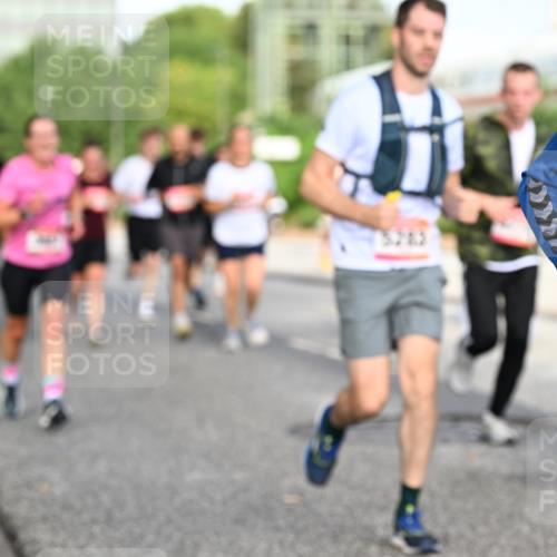 06.09.2026 - CURREX Alsterlauf Dr. Thomas Lammeyer http://msf.ph/oto/10132051 06.09.2026 09:55:53 Laufen  meine-sportfotos.de