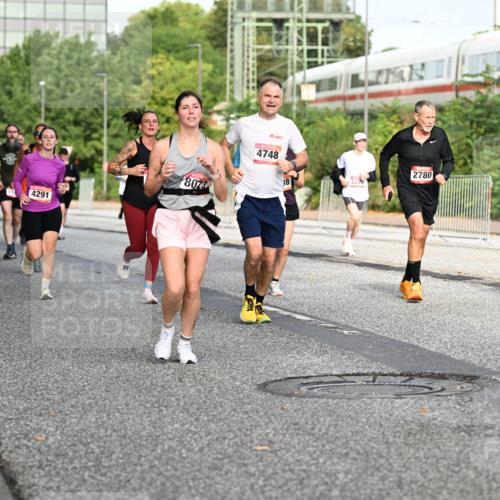 06.09.2026 - CURREX Alsterlauf Dr. Thomas Lammeyer http://msf.ph/oto/10132113 06.09.2026 09:56:00 Laufen 4291, 8023, 4748, 2780, 38, 5712, 58 meine-sportfotos.de